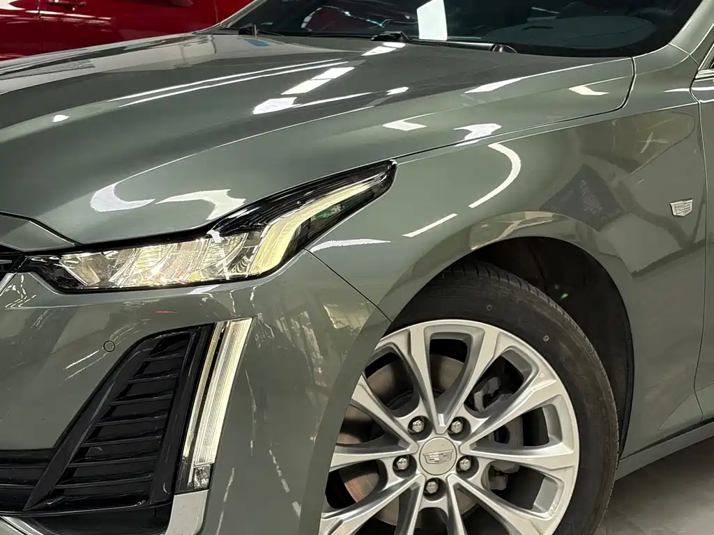 Cadillac CT5 — миниатюра 2