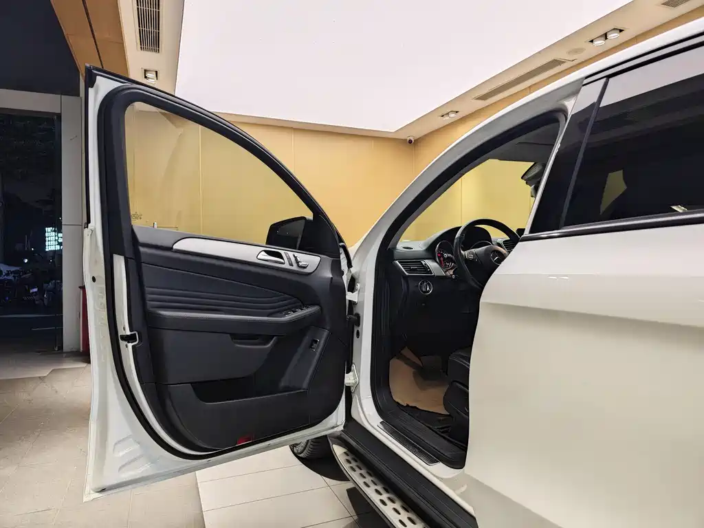 Mercedes-Benz GLE 2018 GLE 400 4MATIC SUV