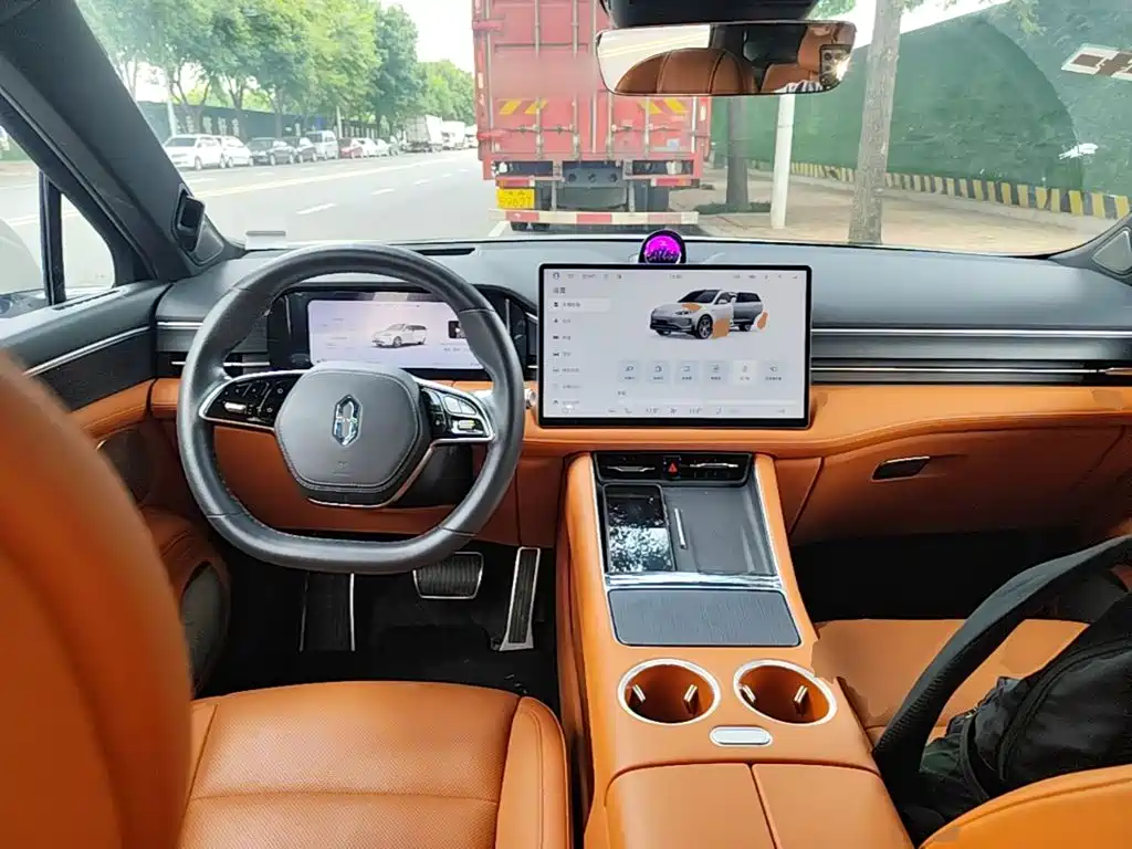 AITO Wenjie AITO M5 — миниатюра 10