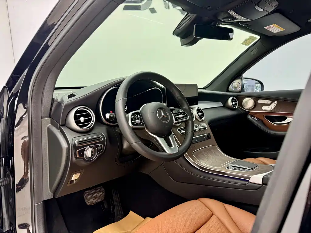 Mercedes-Benz GLC — миниатюра 6