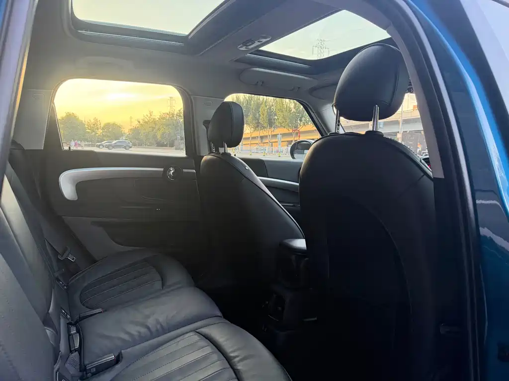MINI Mini Countryman — миниатюра 8