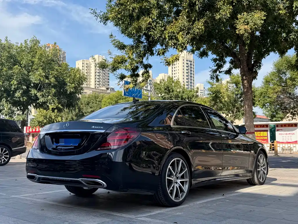 Mercedes-Benz S-Class — миниатюра 10