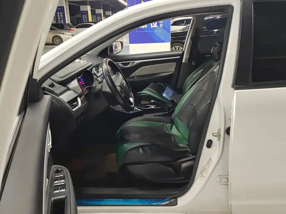 Geely Vision — миниатюра 9