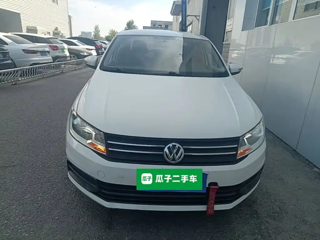Volkswagen Santana — миниатюра 3