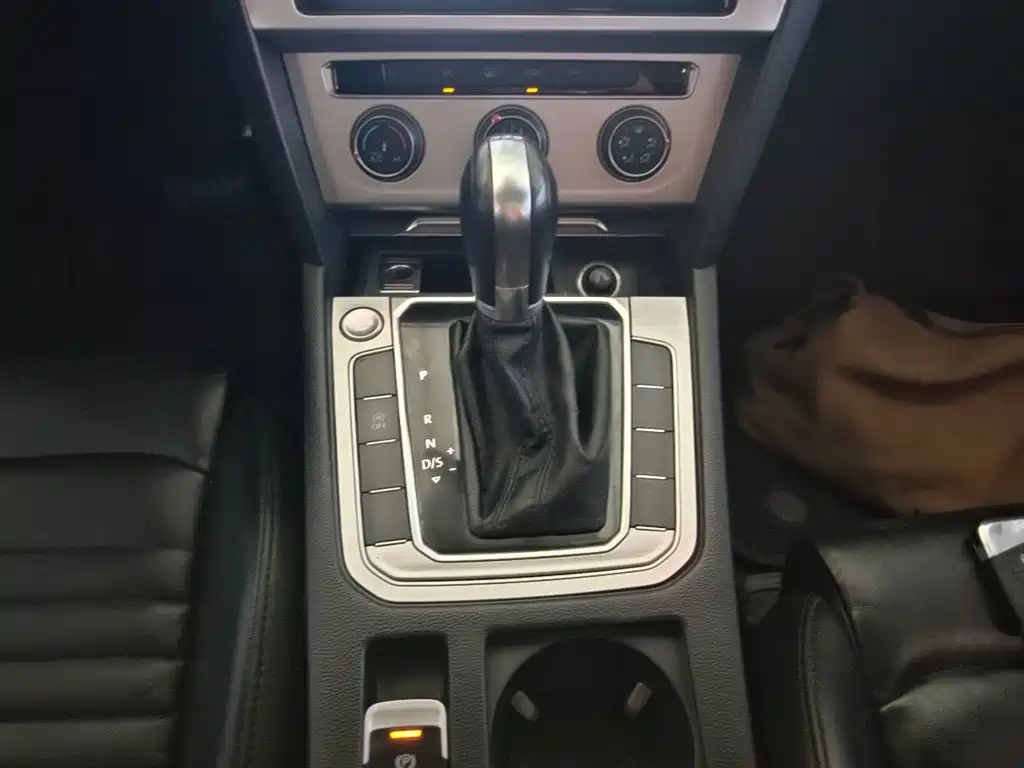 Volkswagen Magotan — миниатюра 14