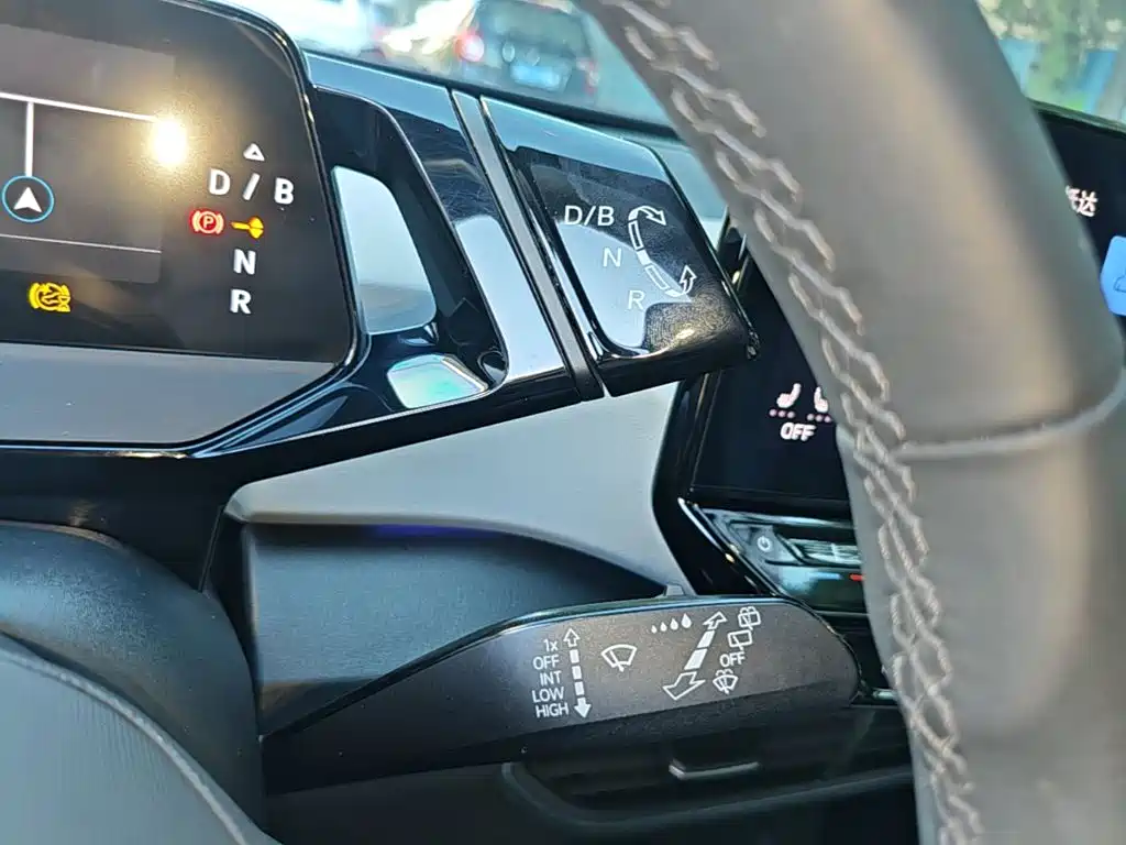 Volkswagen ID.3 — миниатюра 14