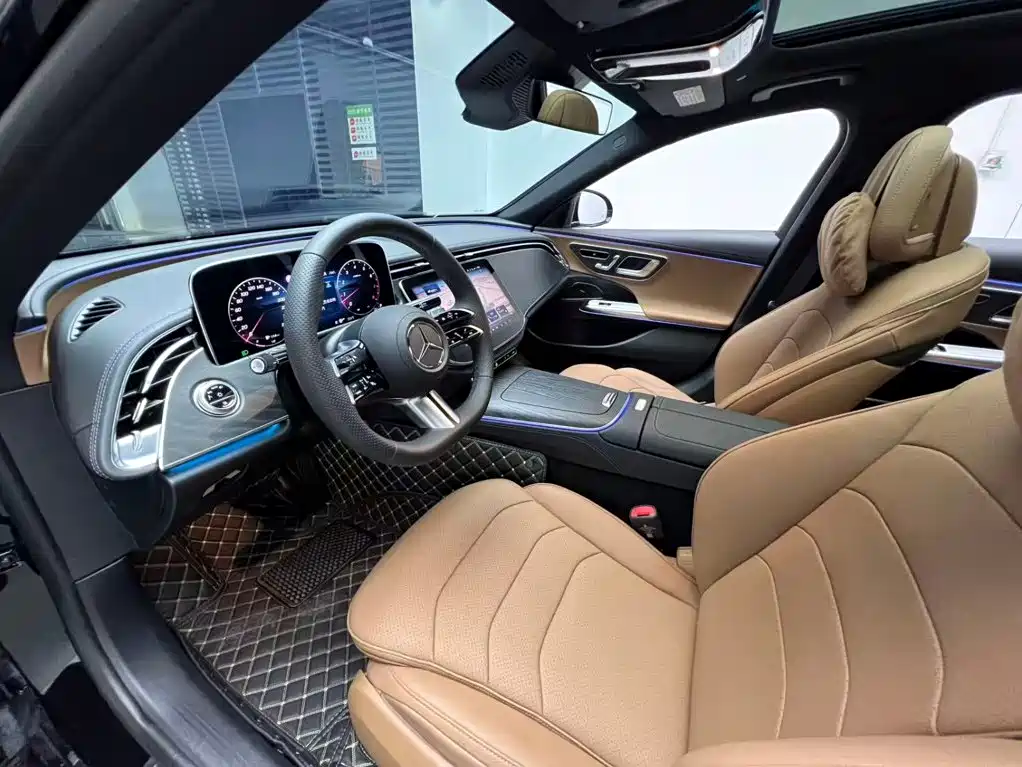 Mercedes-Benz E-Class — миниатюра 3