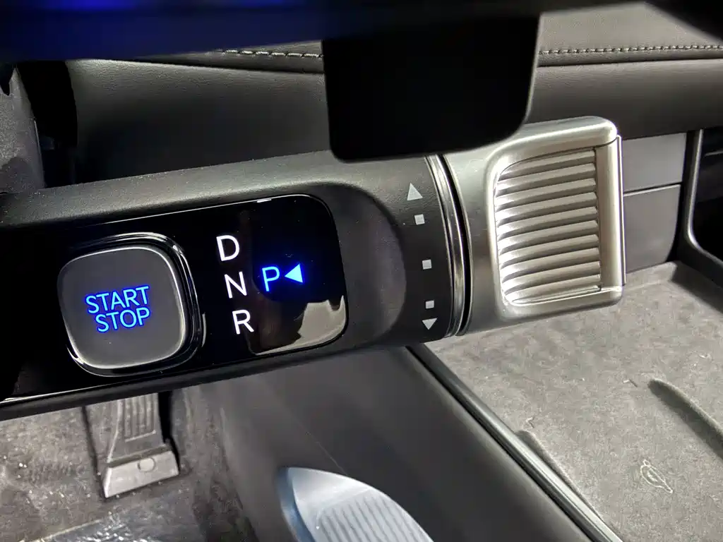 Hyundai EO — миниатюра 6