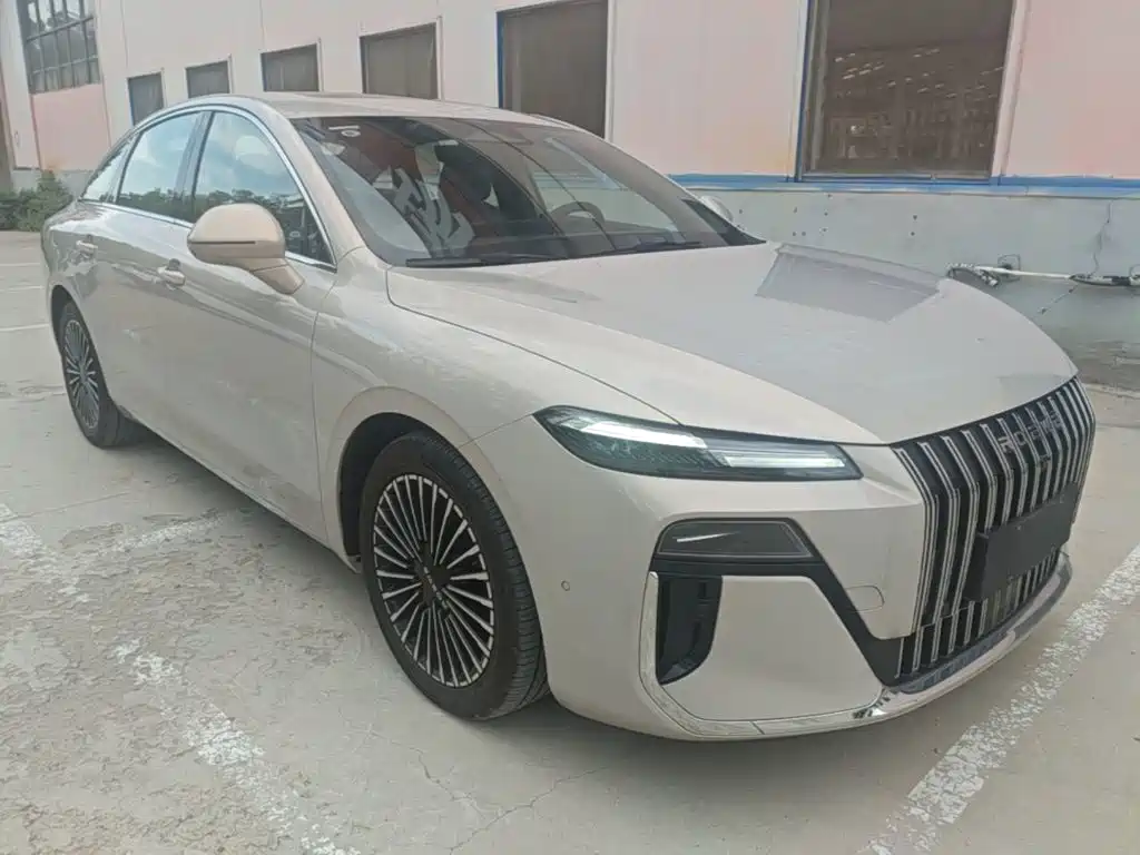 Roewe M7 DMH — миниатюра 4