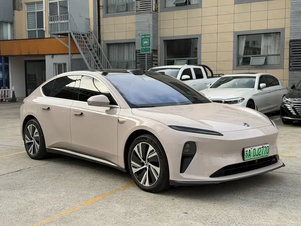 NIO ET5 — миниатюра 3