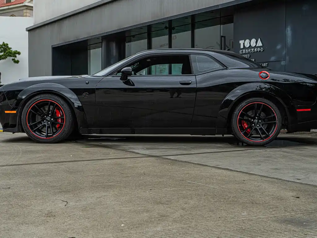 Dodge 挑战者 SRT — миниатюра 5