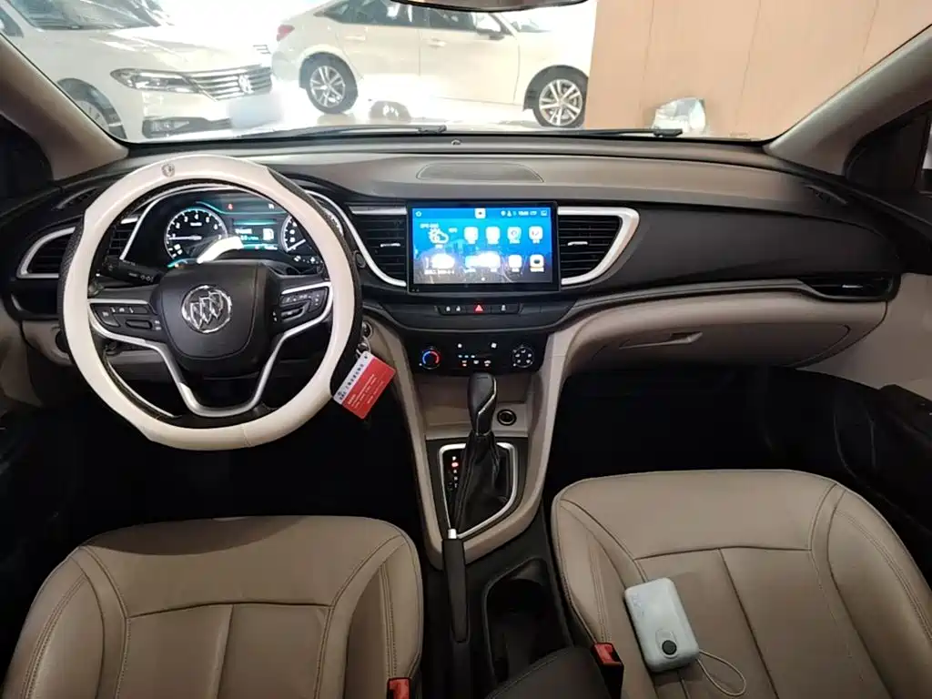 Buick Excelle — миниатюра 10
