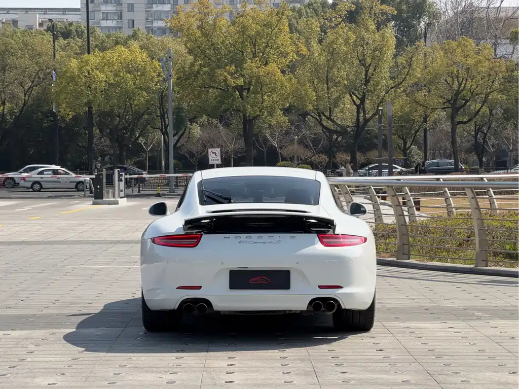 Porsche 911 2012 Carrera S 3.8L