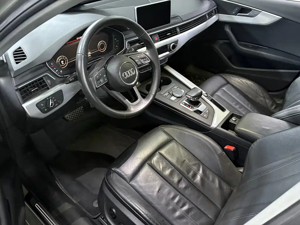 Audi A4L 2018 30 40 TFSI Fashion