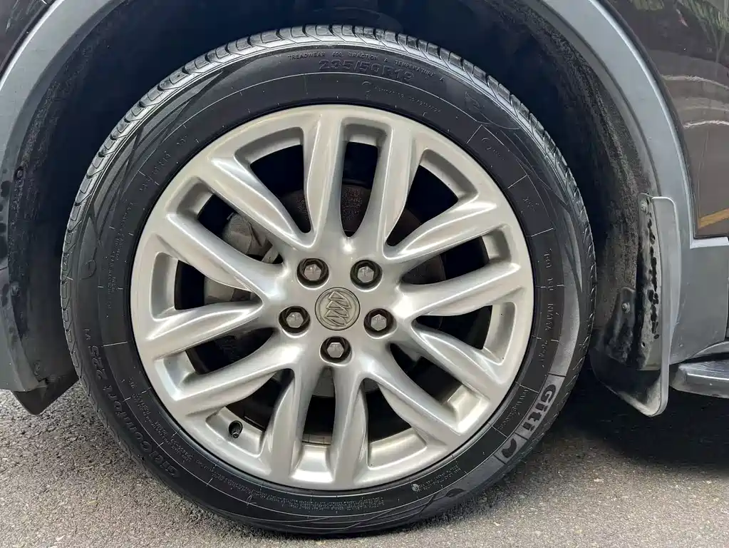 Buick Envision Plus — миниатюра 14