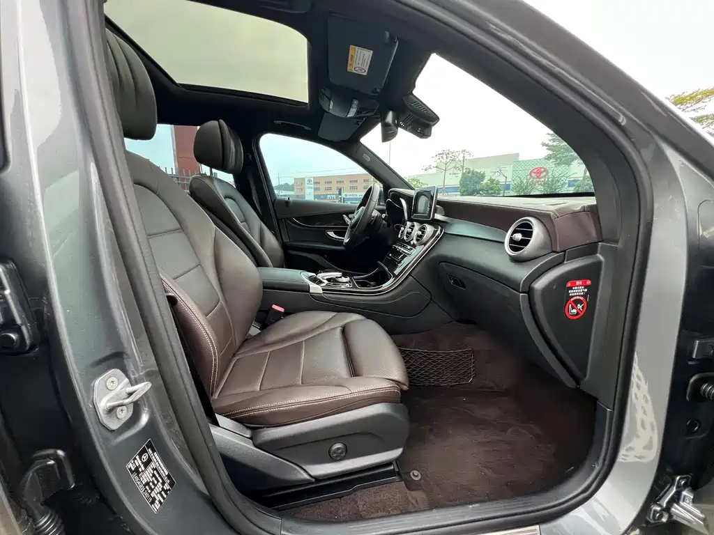Mercedes-Benz GLC — миниатюра 10