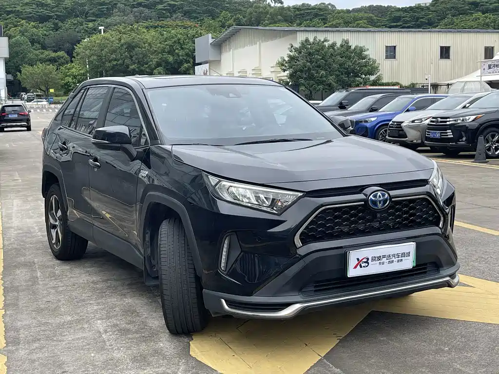 Toyota RAV4 Prime — миниатюра 3