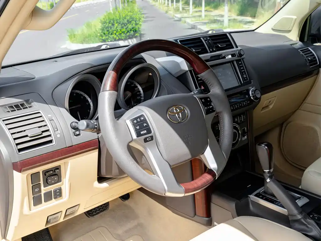 Toyota Prado — миниатюра 7