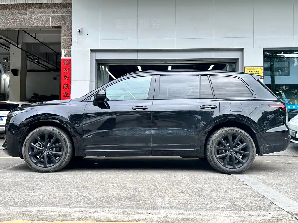 Li Auto Li ONE — миниатюра 2