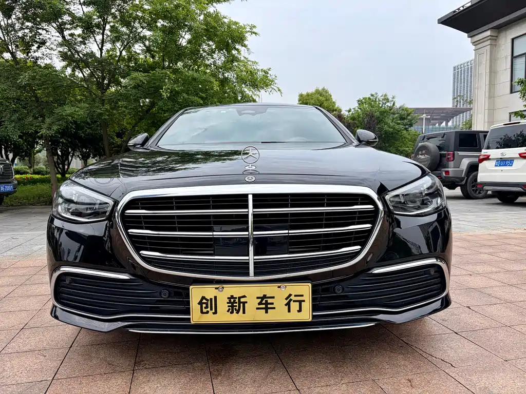 Mercedes-Benz S-Class 2022