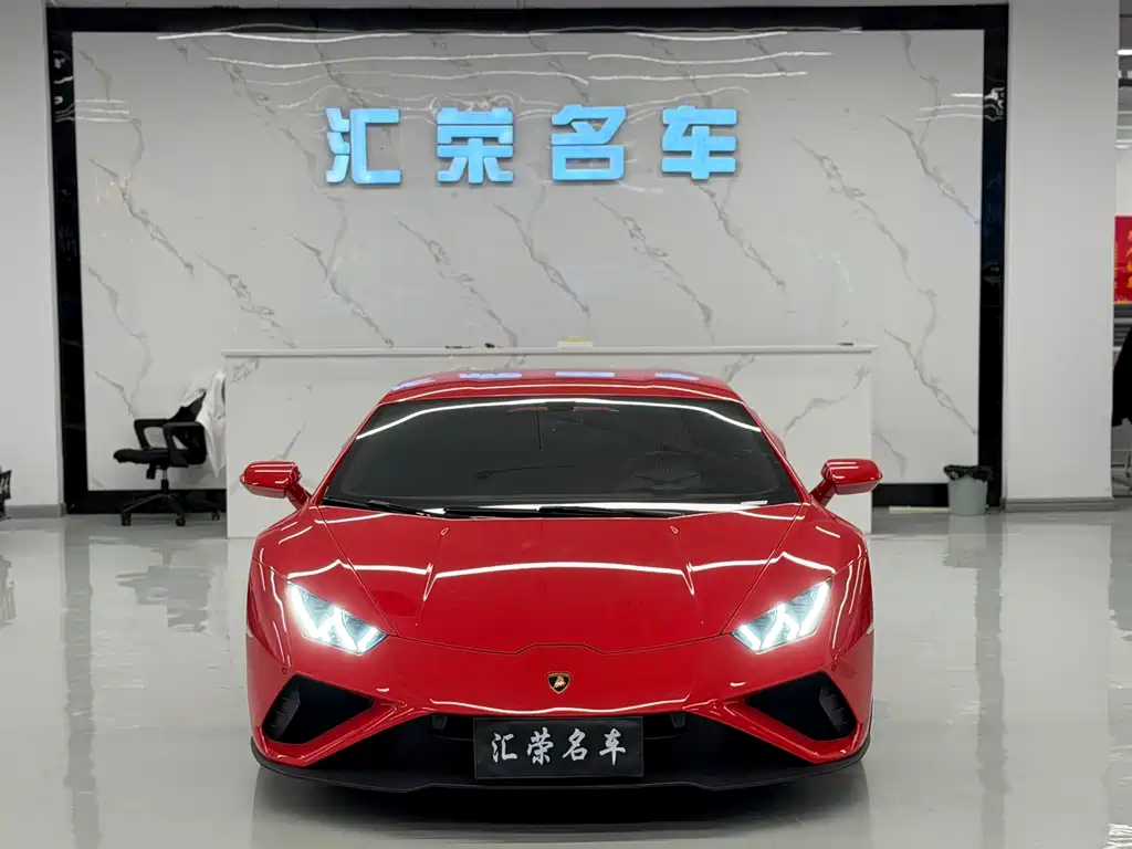 LAMBORGHINI HURACÁN