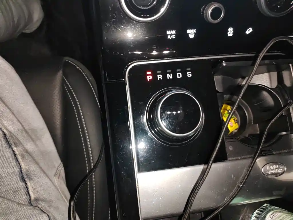 Land Rover Velar — миниатюра 15