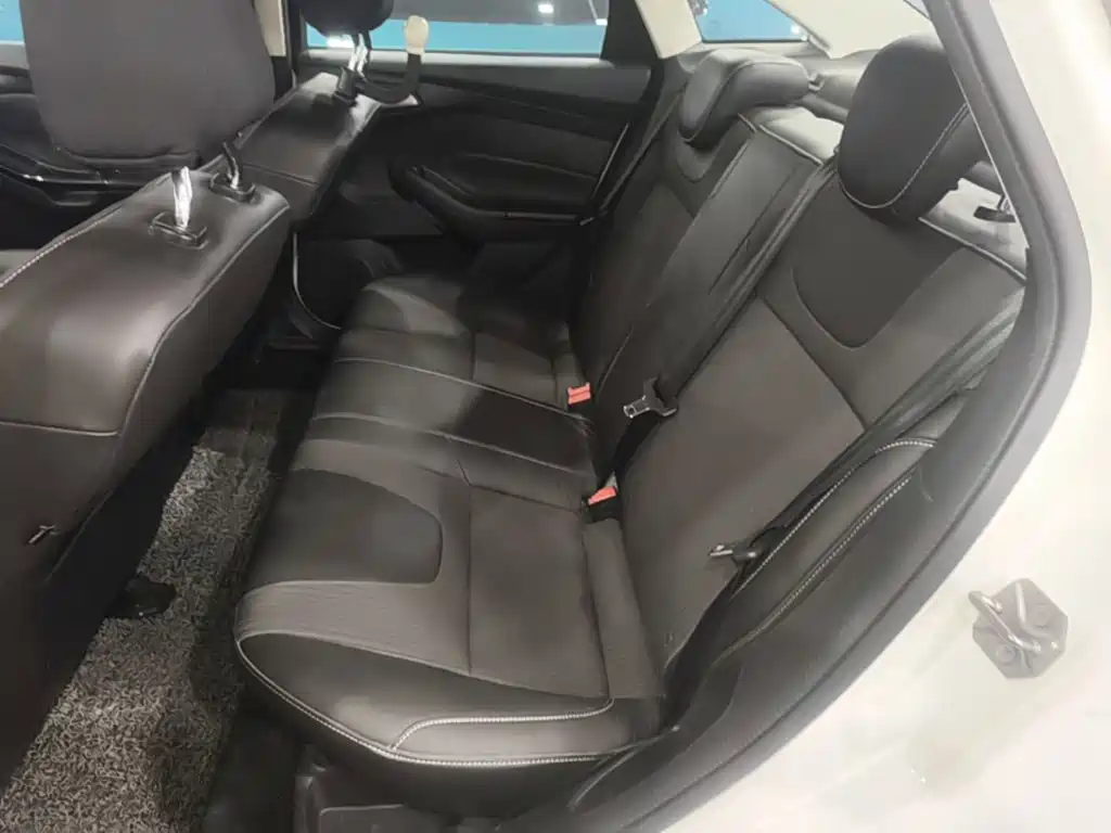 Ford Focus — миниатюра 17