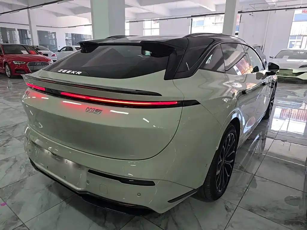 Zeekr Крайний Криптон 007 GT — миниатюра 7