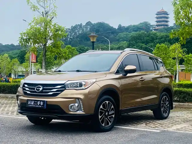 GAC TRUMPCHI GS4 2017
