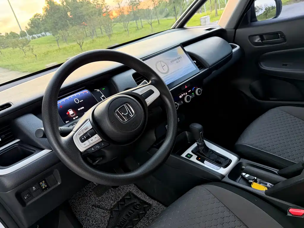 Honda Fit — миниатюра 6