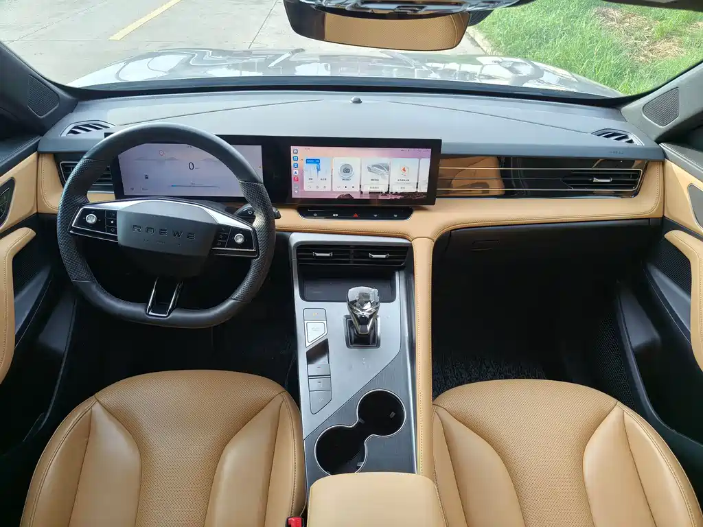 Roewe RX5 — миниатюра 8