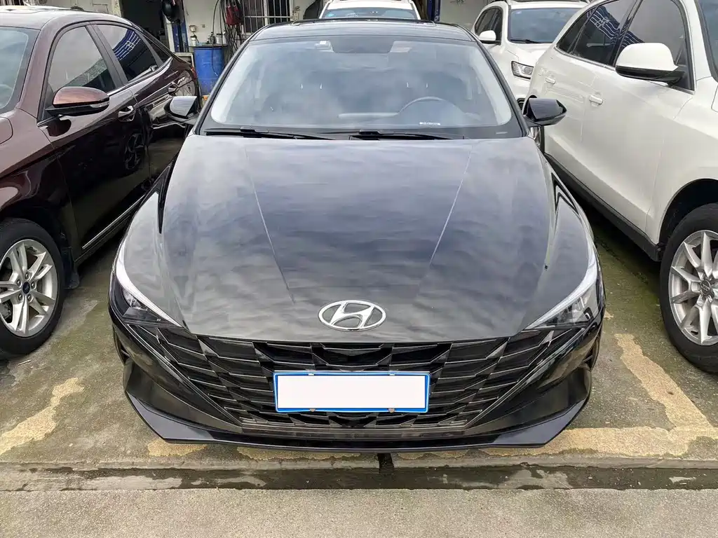 Hyundai Elantra — миниатюра 2