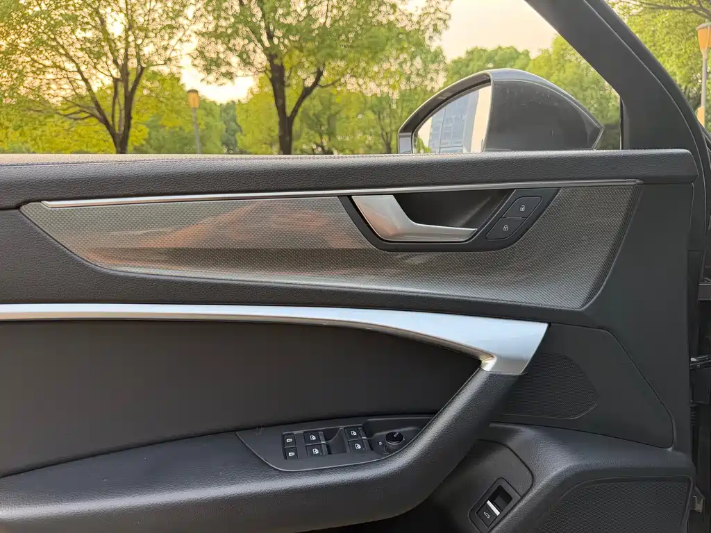 Audi A6L 2020 45 TFSI quattro