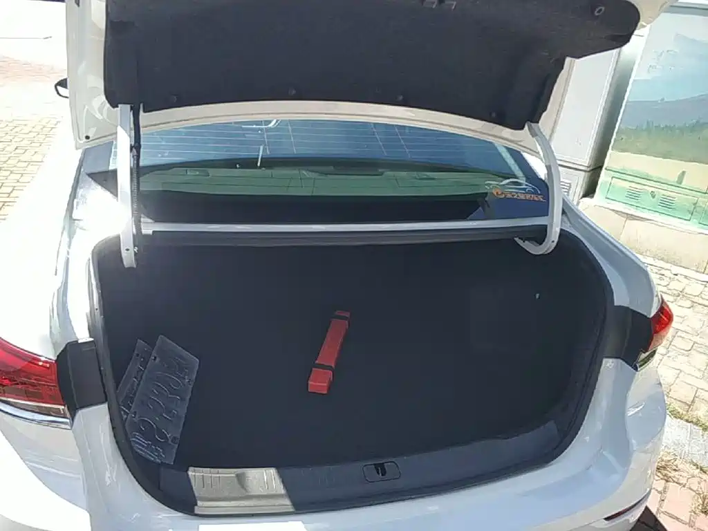 Buick Excelle — миниатюра 19