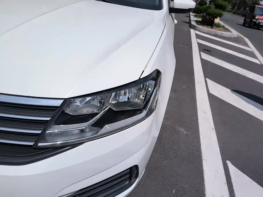 Volkswagen Lavida — миниатюра 5