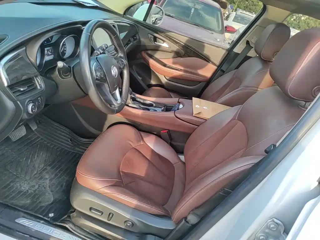 Buick Envision Plus — миниатюра 15