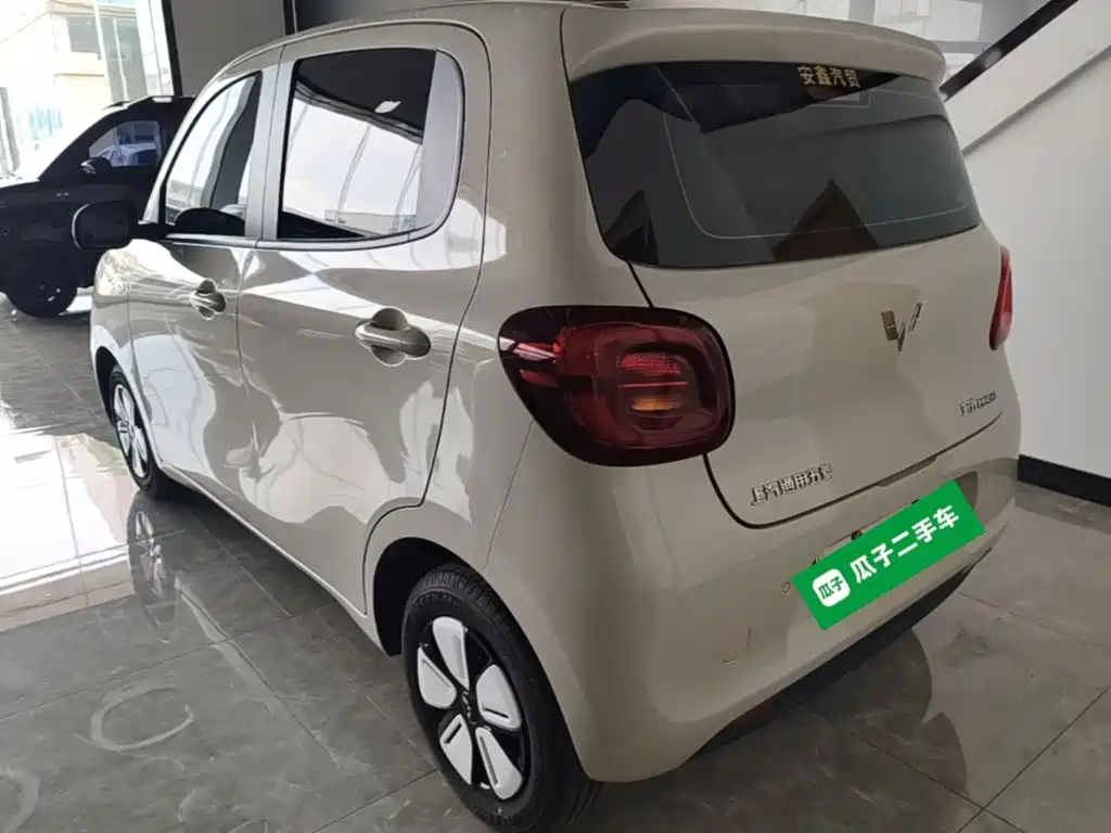 Wuling MINIEV — миниатюра 5