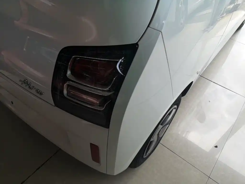 Wuling Air ev — миниатюра 8