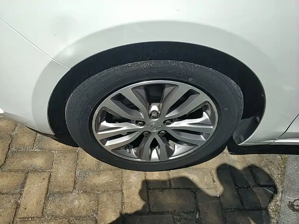 Buick Excelle — миниатюра 23