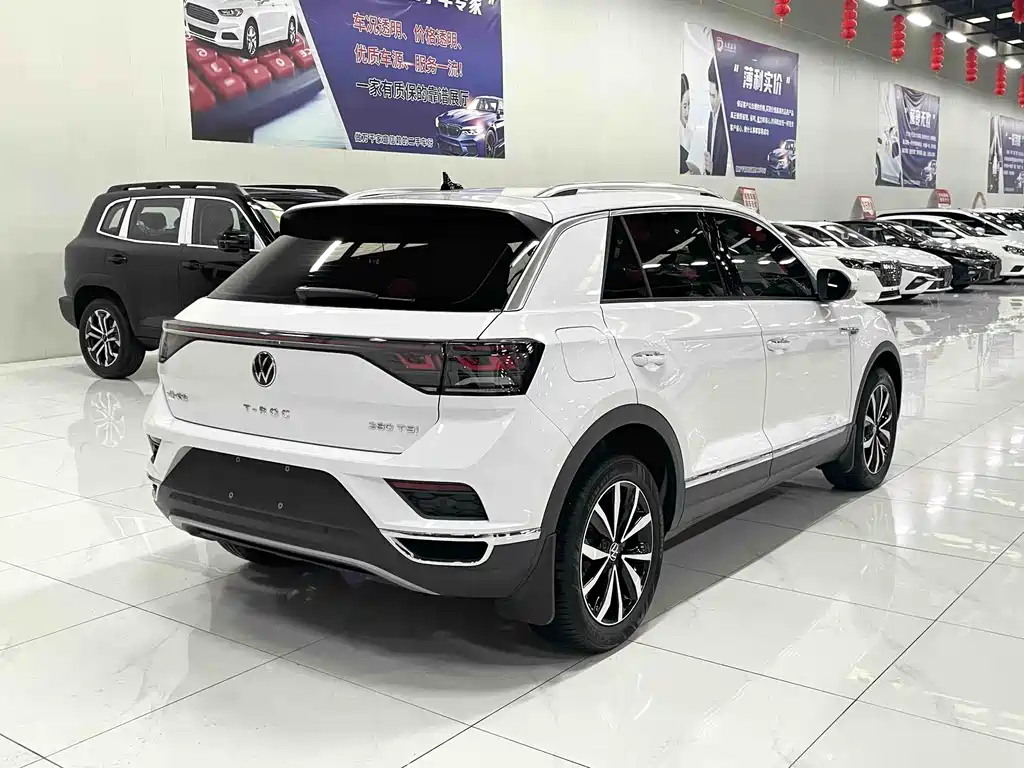 Volkswagen T-Roc 2024 280TSI DSG