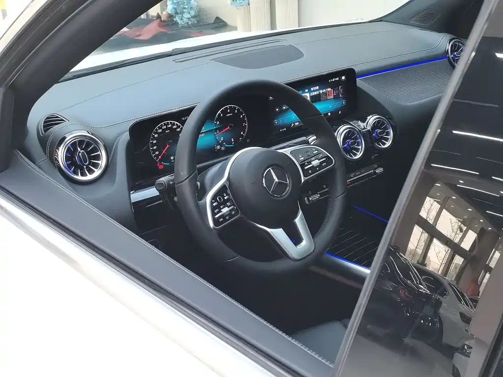 Mercedes-Benz GLA 2022 GLA 200