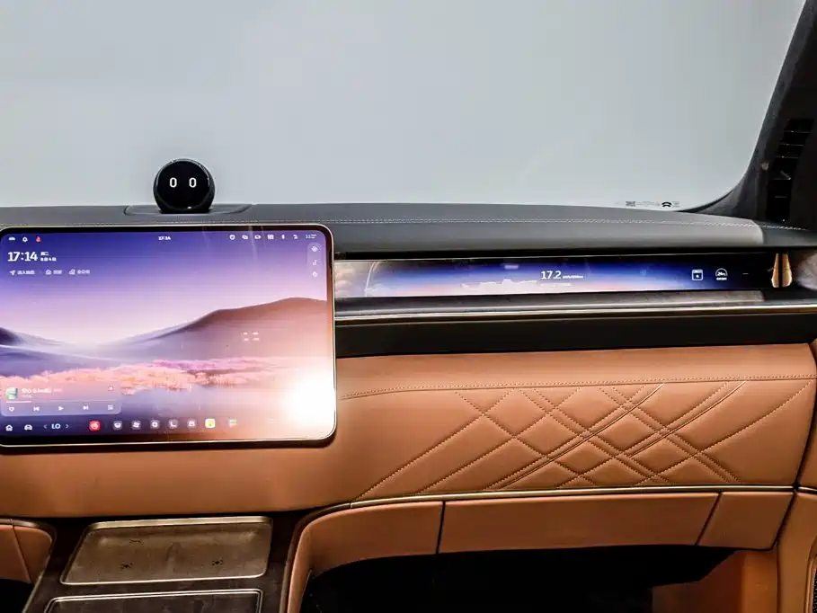 NIO 蔚来ES9 — миниатюра 40