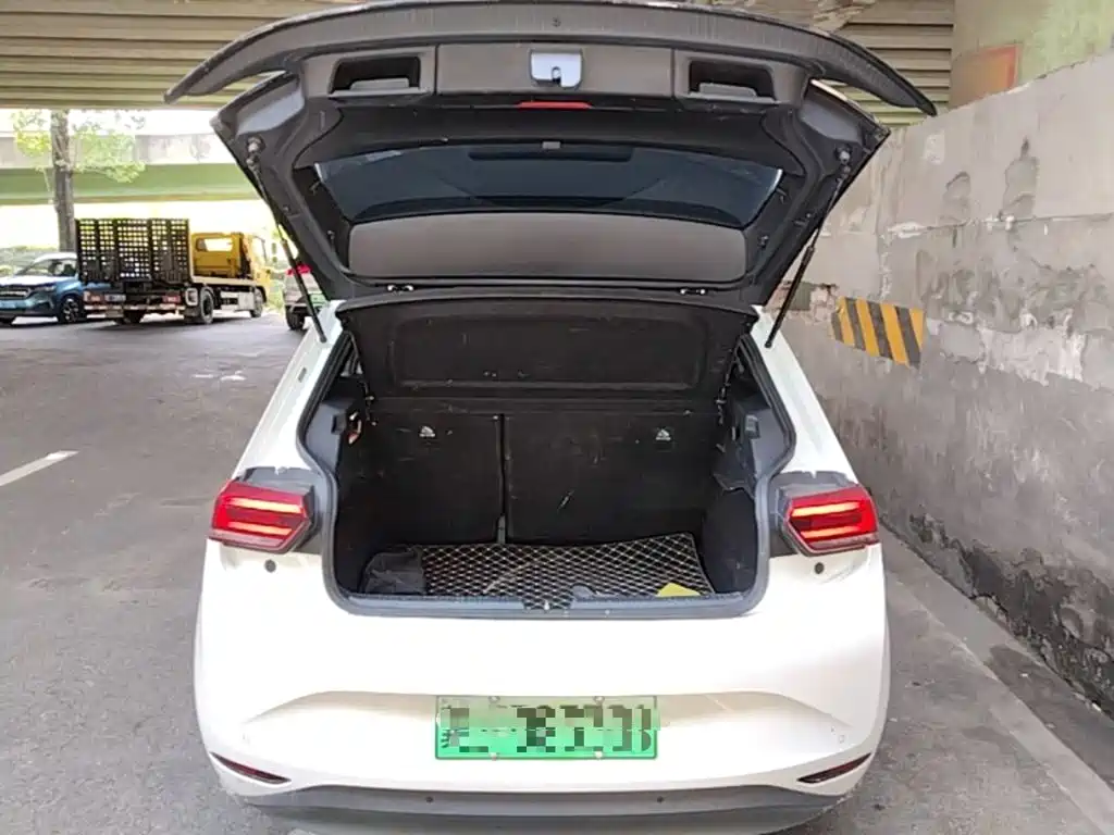 Volkswagen ID.3 — миниатюра 19