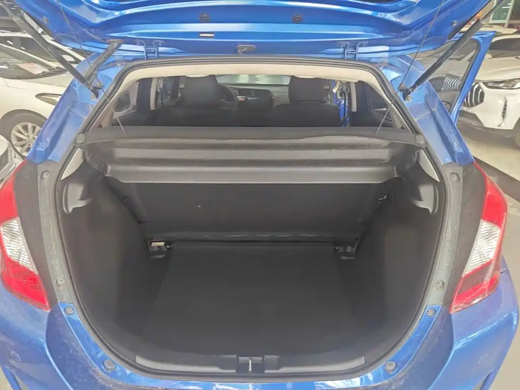 Honda Fit — миниатюра 19