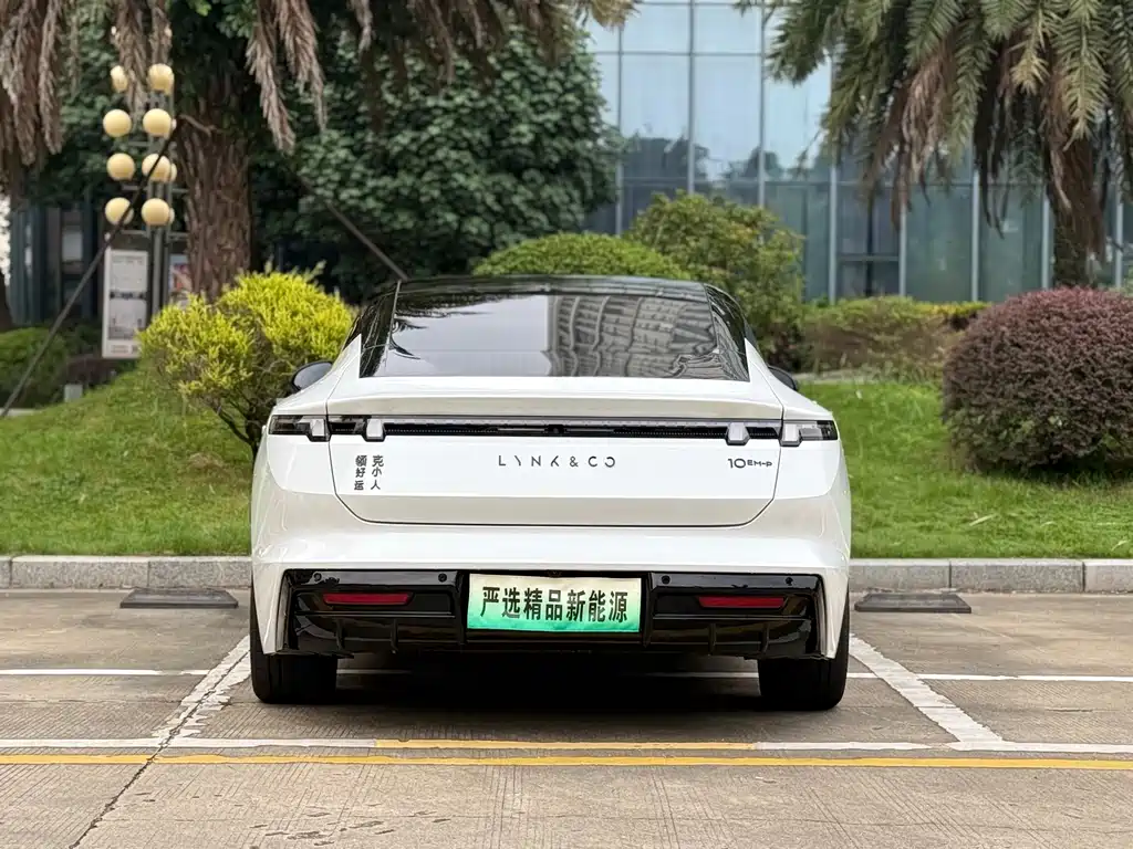 Lynk & Co 10 — миниатюра 27