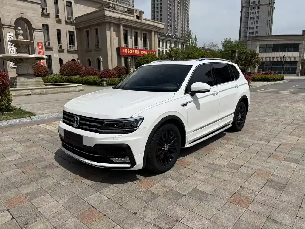 Volkswagen Tiguan L 2019
