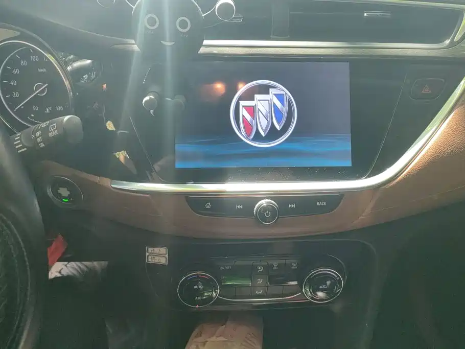 Buick Encore GX — миниатюра 13