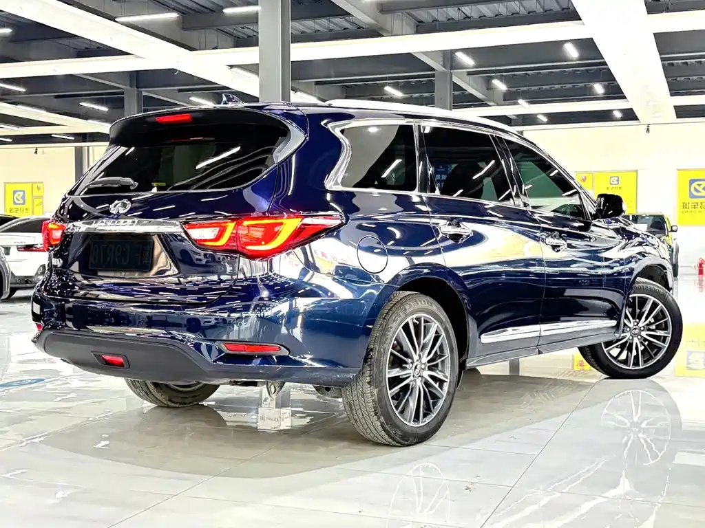 INFINITI QX60