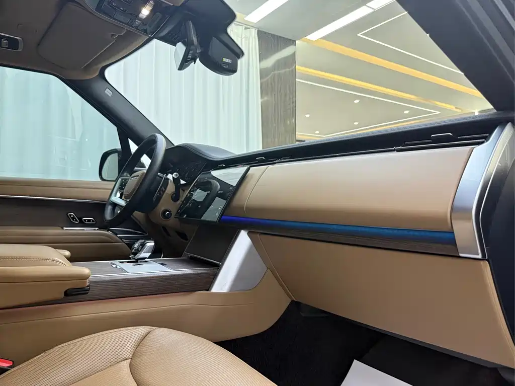 Land Rover Range Rover — миниатюра 13