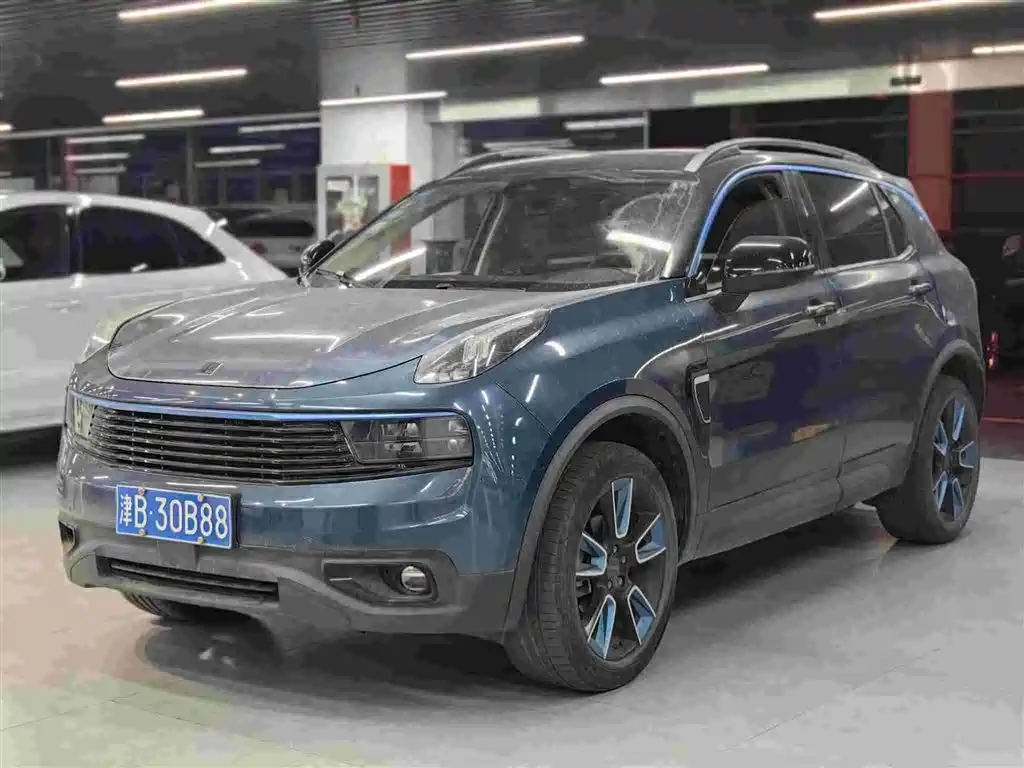 Lynk & Co 01 2019